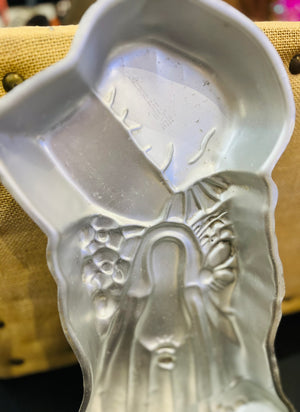 VTG Holly Hobby Aluminum 16”x9” Cake Tin Wilton Unmarked