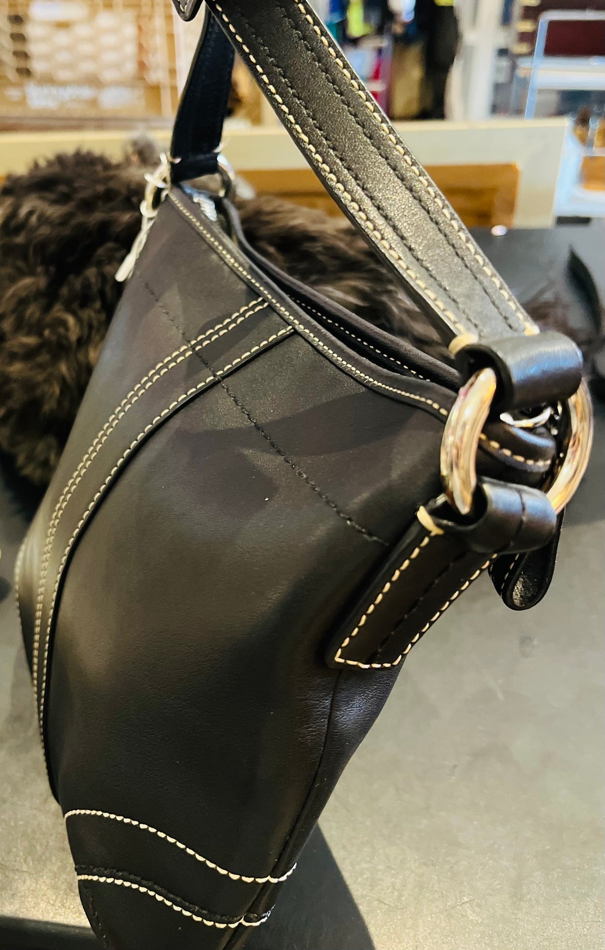 Authentic COACH SoHo Small Black White Stitch Crossbody Swing back Bag