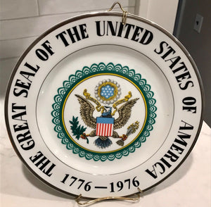 The Great Seal of The U.S.A. AMERICA Decorative Plate 10” Excellent CONDITION!