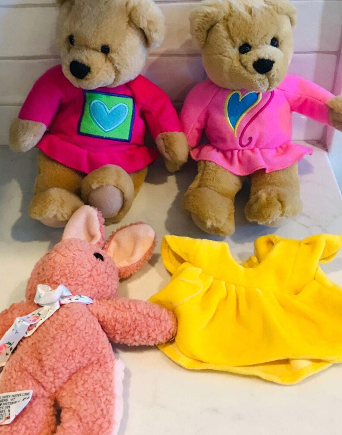 VINTAGE LOT: Two USED Hallmark Love Kiss Kiss Bears +1 Shirt & Mary Meyer Pink Bunny
