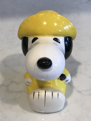 VINTAGE SNOOPY MONEY BANK W STOPPER 1965 United Feature Syndicate USED