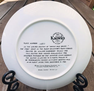 USED KNOWLES USED COLLECTOR'S PLATE "ANNIE AND SANDY" Plate Number: 114530 W Plate Spring