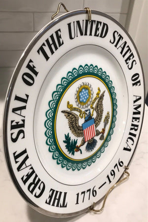 The Great Seal of The U.S.A. AMERICA Decorative Plate 10” Excellent CONDITION!