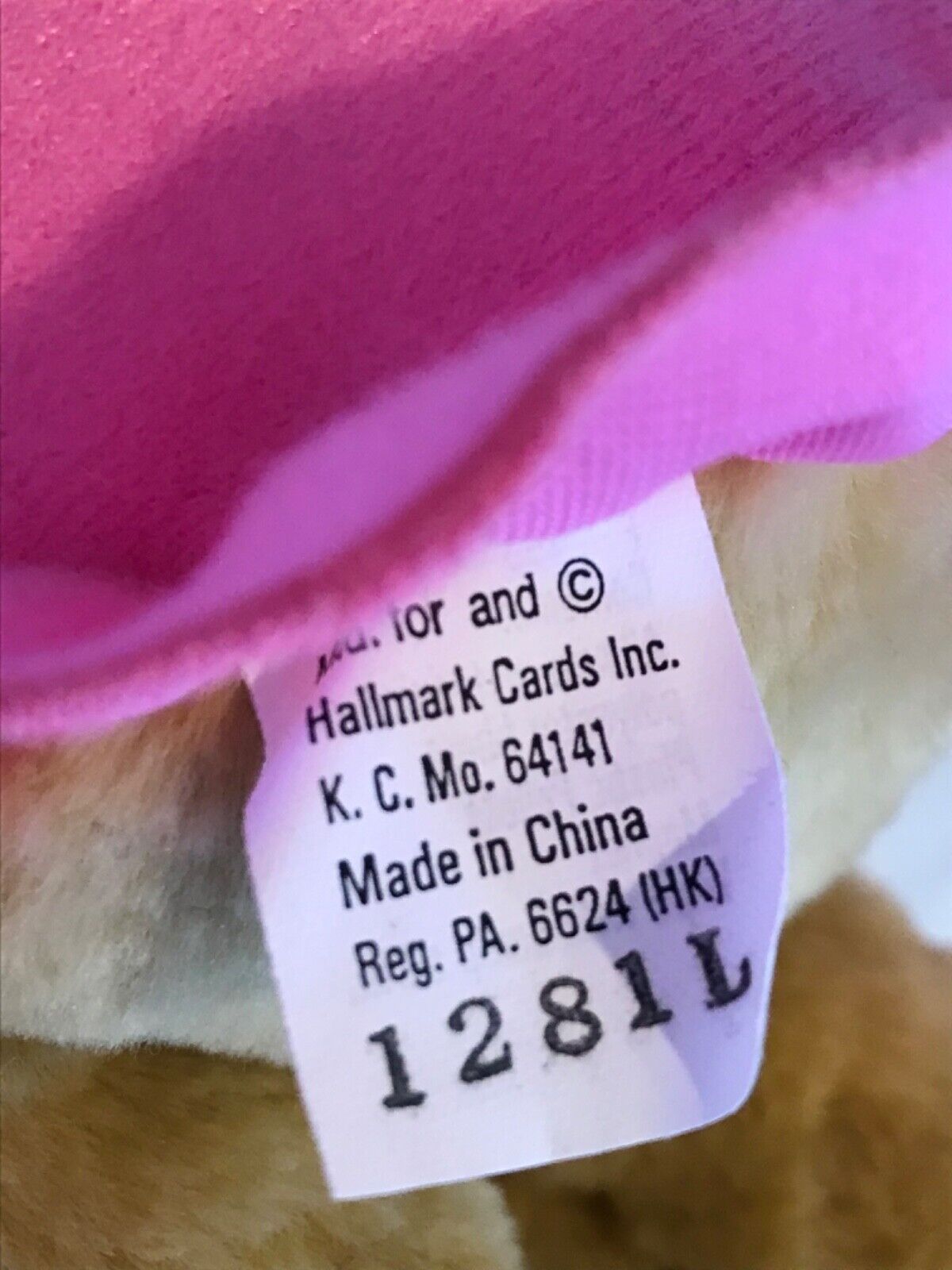 VINTAGE LOT: Two USED Hallmark Love Kiss Kiss Bears +1 Shirt & Mary Meyer Pink Bunny