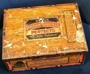 1920's Bayuk Philadelphia Hand Made Perfecto Metal Tin w Blue Bayuk Guarantee Used
