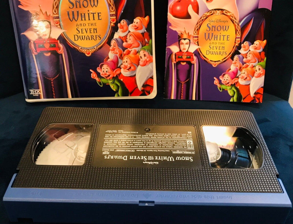 Snow White and the Seven Dwarfs (VHS, 2001, Platinum) Used w Booklet!