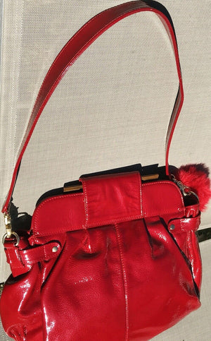 ZINA & EVA Apple Red 5 Pocket Patent Leather Bag Over Shoulder/Wood Handle USED