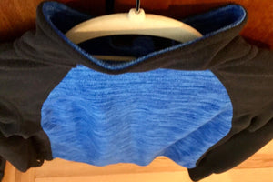 St. John's Women’s Activewear Blue & Black Long Sleeve 1/4  Zip Up Sz Small USED